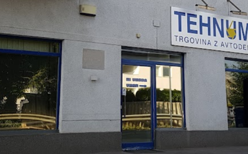 Trgovina na Šmartinski cesti